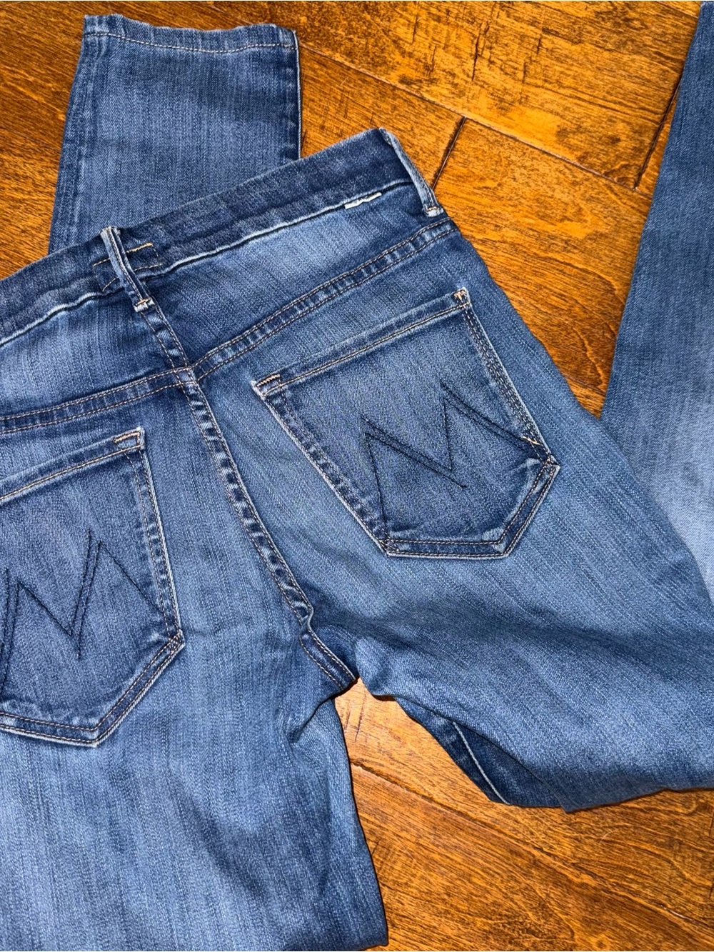 MOTHER high waisted looker jeans size 27